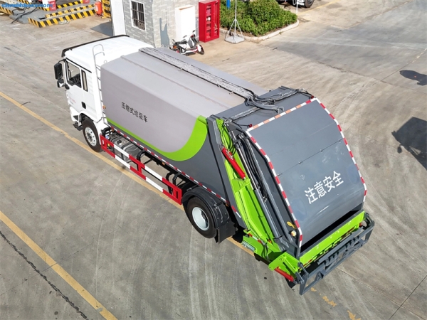Shacman L3000 garbage compactor truck