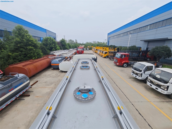 HOWO 6x4 340hp 20cbm Oil Tanker Truck